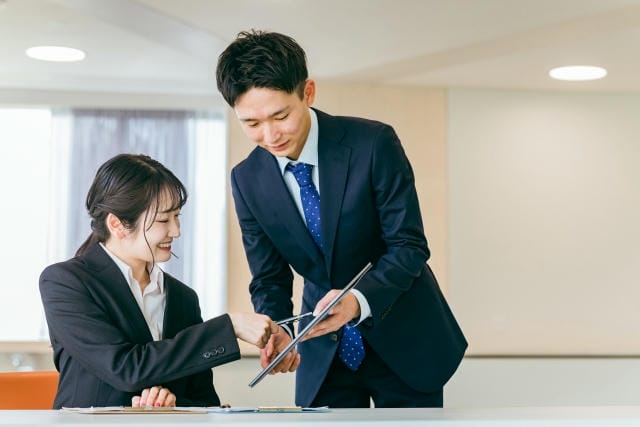 デジタルホワイトボードで創る！未来の協働ワークスペースの魅力